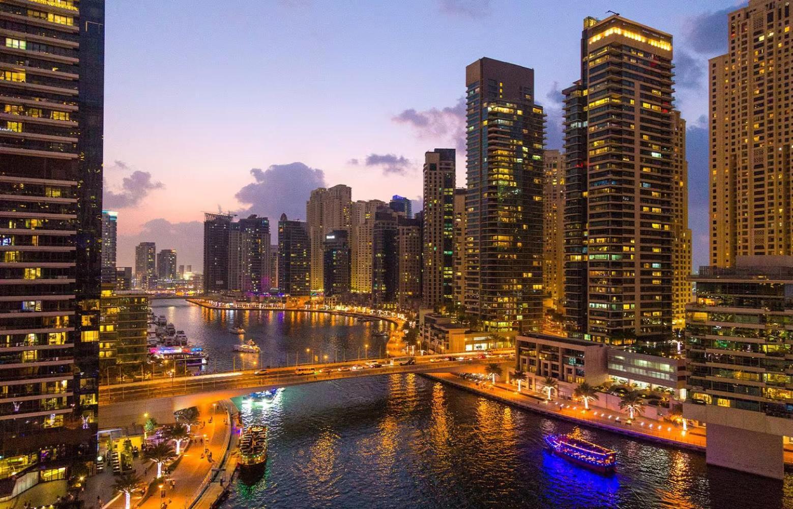 Moonlight Hostel Jbr - 2Min Walk To Jbr Beach - Gym - 2Min Metro Station - Poll Dubái Exterior foto